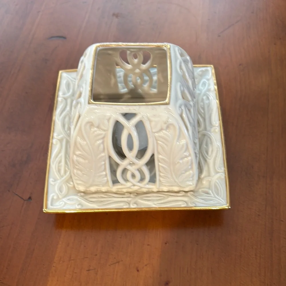 Lenox Illuminations Pierced Tealight 24-K Gold Rimmed Candle Holder